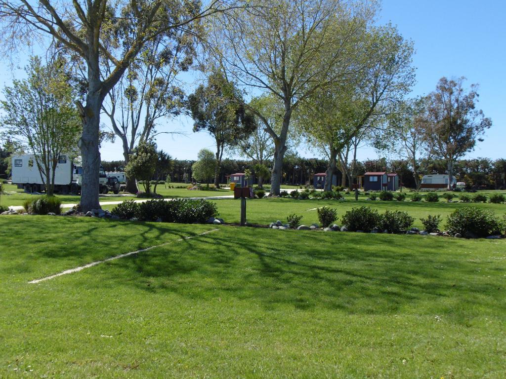 Glenavys Waitaki River Motor Camp المظهر الخارجي الصورة