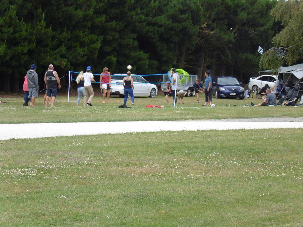 Glenavys Waitaki River Motor Camp المظهر الخارجي الصورة