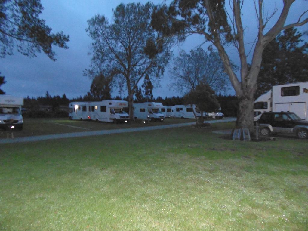 Glenavys Waitaki River Motor Camp المظهر الخارجي الصورة