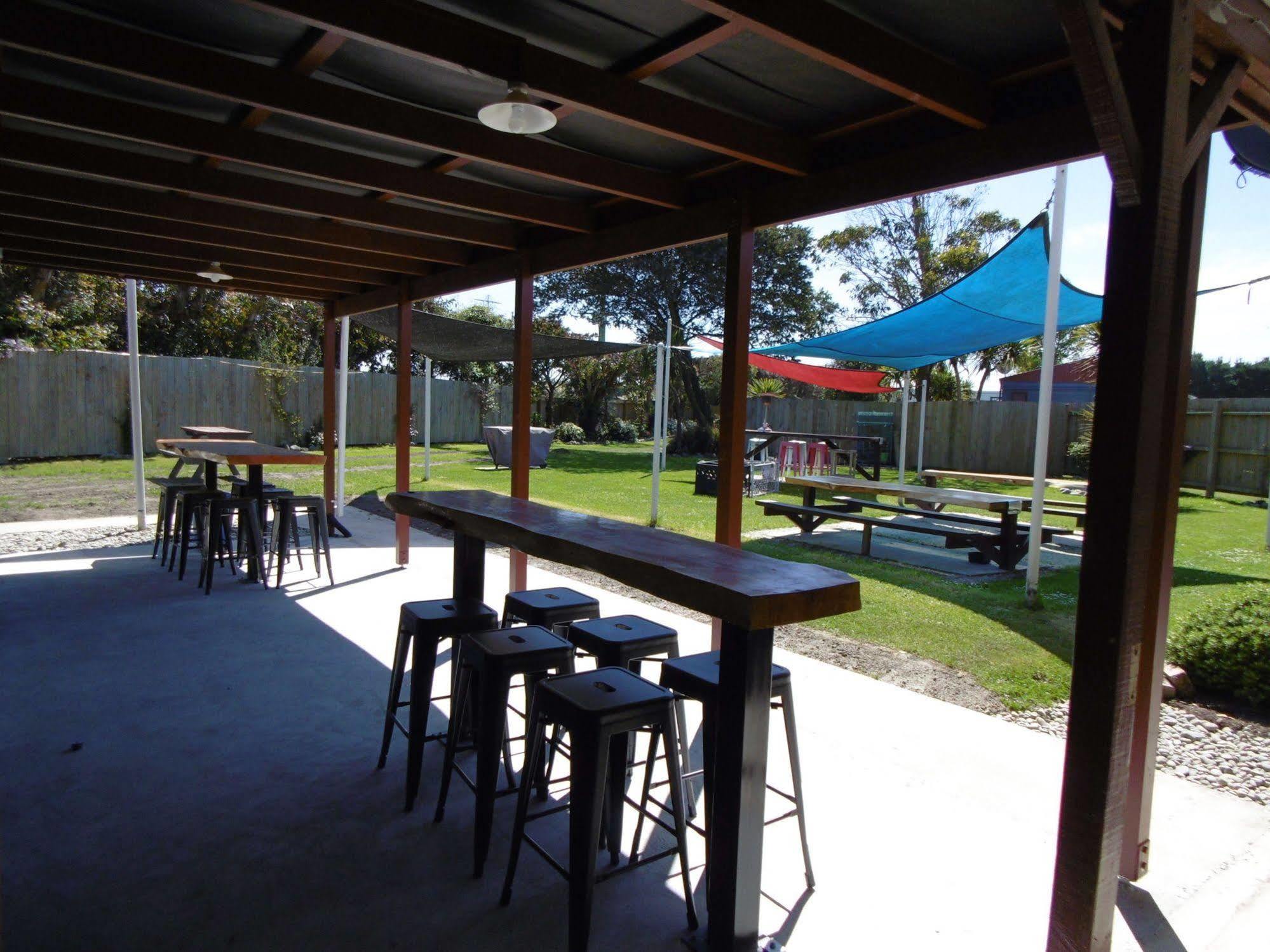 Glenavys Waitaki River Motor Camp المظهر الخارجي الصورة