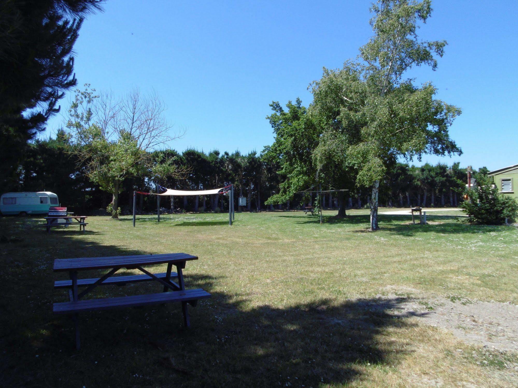 Glenavys Waitaki River Motor Camp المظهر الخارجي الصورة
